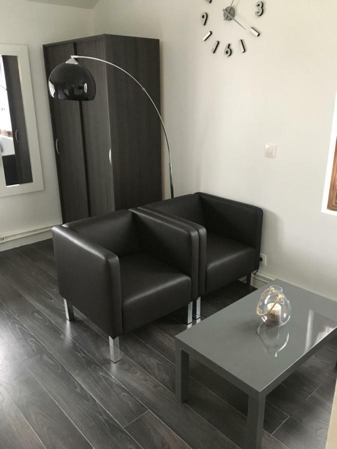 magnifique meublé 24m2 avec parking Appartamento Aix-les-Bains Esterno foto